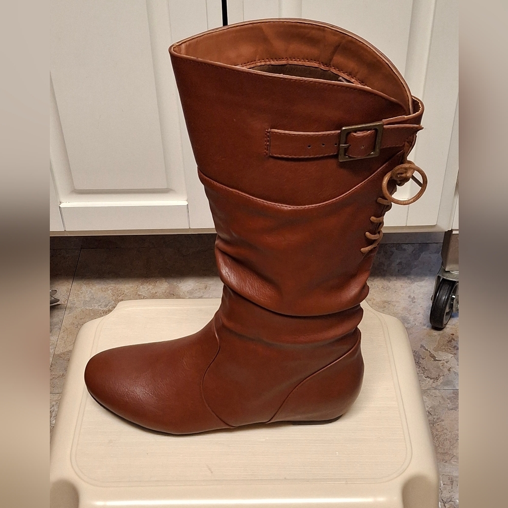 New Women's Wild Diva Candies-124 Hidden Wedge W/lace Up In Back-whiskey